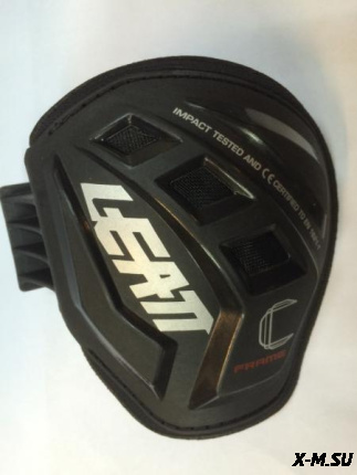 Чашка наколенника LEATT C-Frame Carbon Right