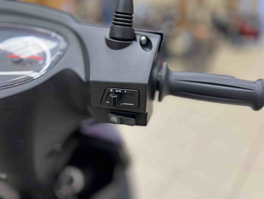 Скутер Gorizont М12 180