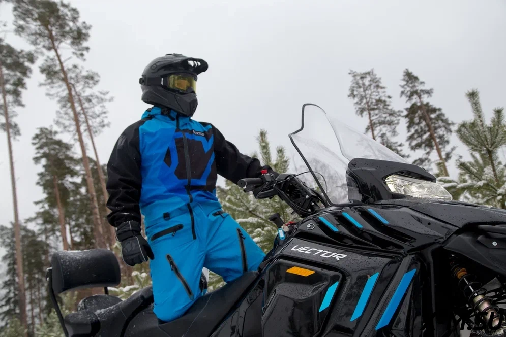 Снегоход Русская механика РМ VECTOR 551I