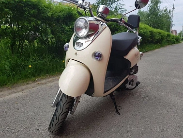 Скутер X-MOTORS RETRO PRO